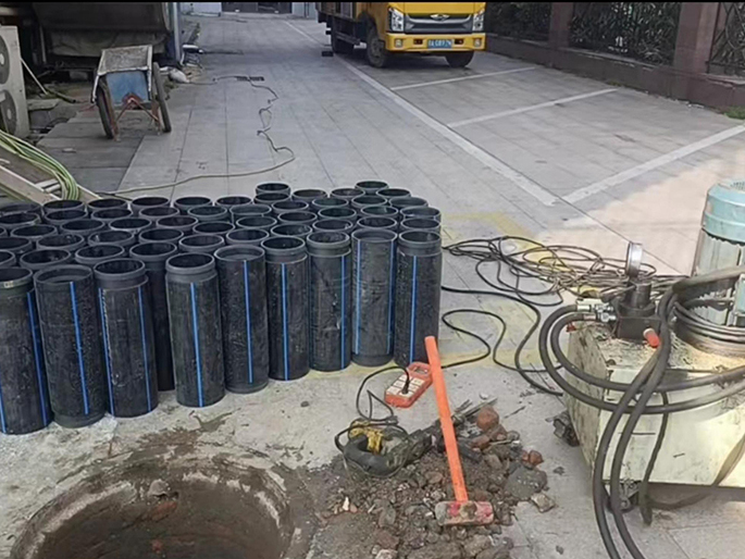 黄州PE置换管厂家 DN315置换管 非开挖管短管置换